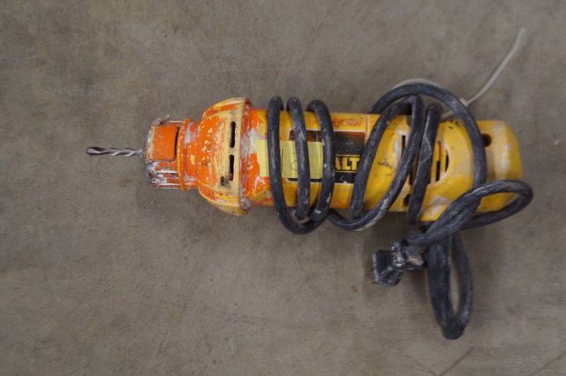 DeWalt Cut Out Tool