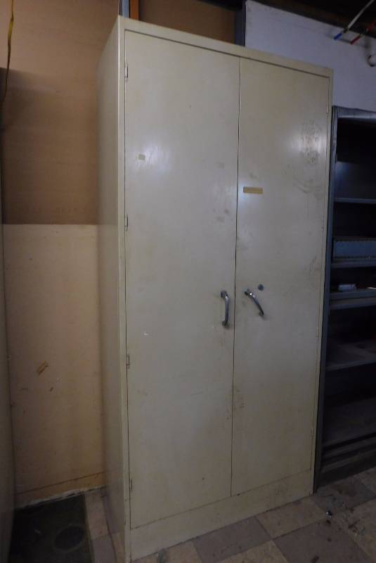 lot 38 image: Two Door Metal Cabinet