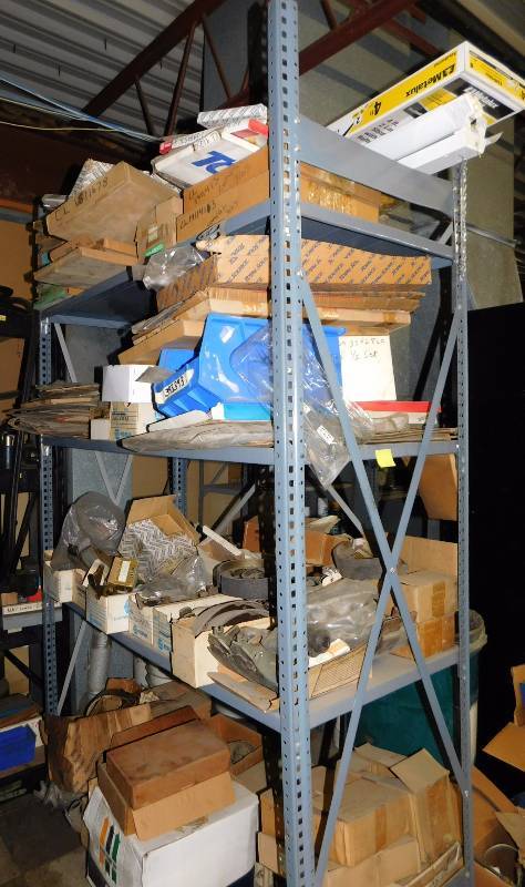 lot 43 image: Metal Shelving Unit