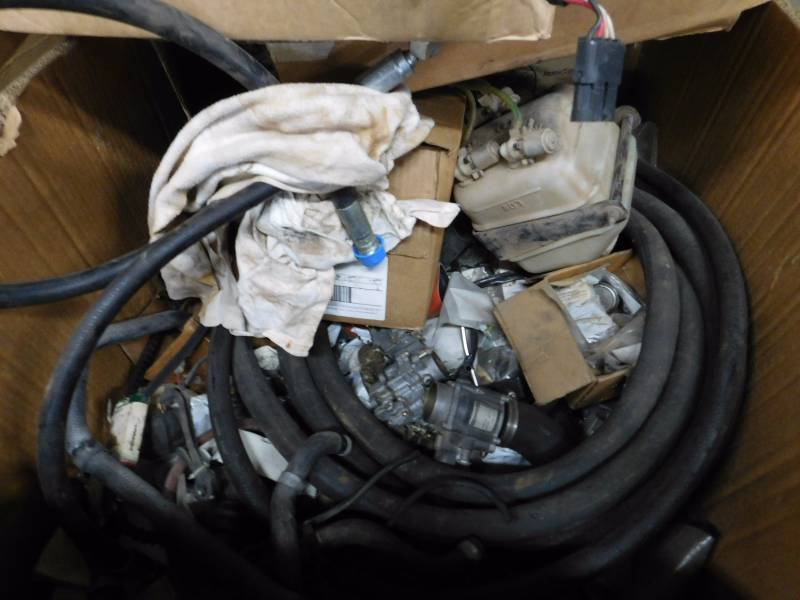 lot 50 image: Misc. Pallet of Equipment & Forklift Parts