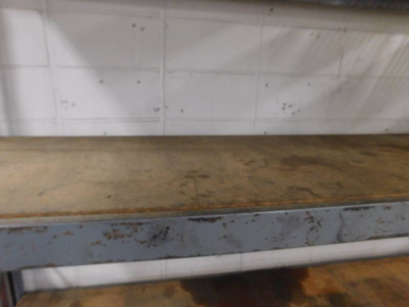 lot 52 image: Heavy Duty Shelving