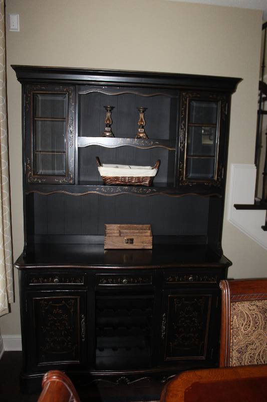 lot 1 image: 2-Piece 2-Glass Door 2-Door 2-Shelf Wood Hutch