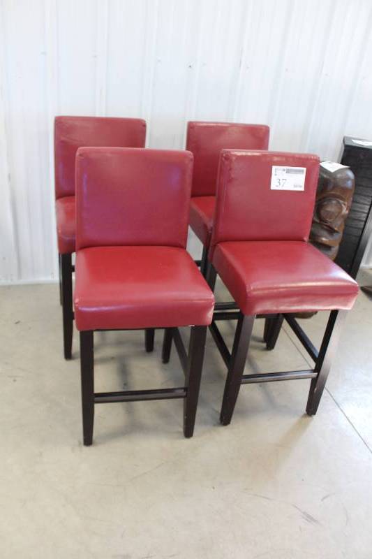lot 37 image: Lot of (4) Padded Bar Chairs