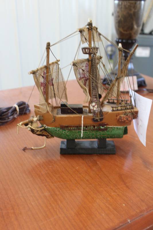lot 59 image: Model Ship