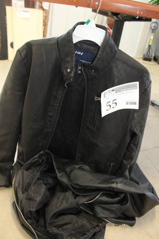 lot 55 image: Lot of (2) Womens XL Leather Jackets