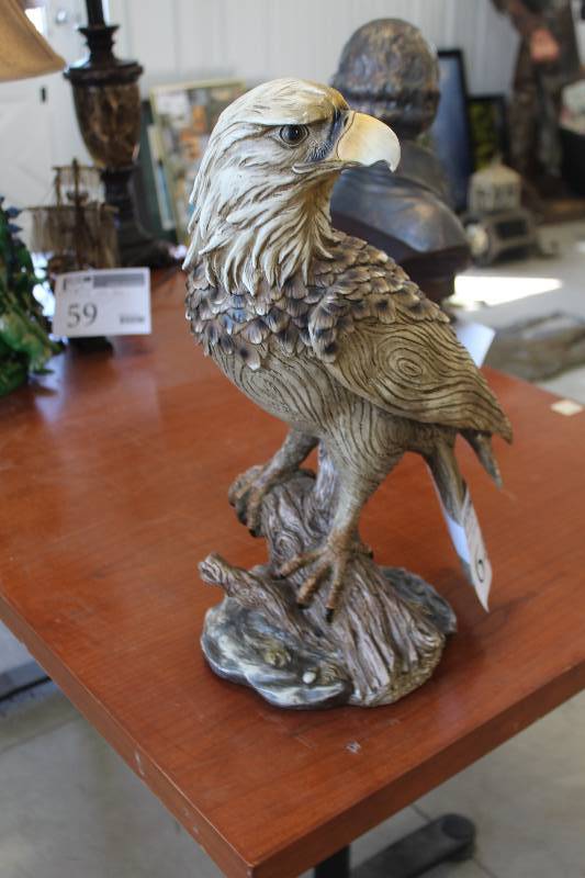 lot 64 image: Eagle Statue