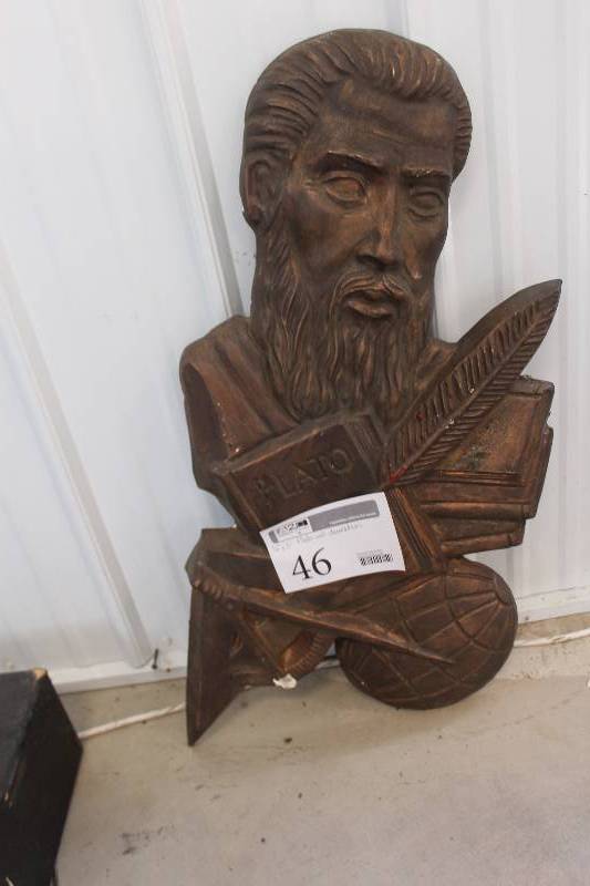 lot 46 image: Plato Wall Decoration