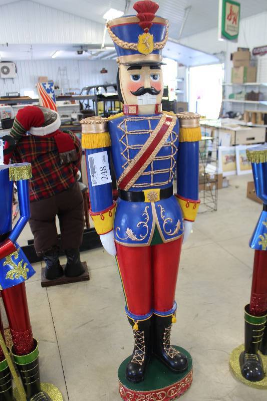 lot 248 image: Nut Cracker Statue