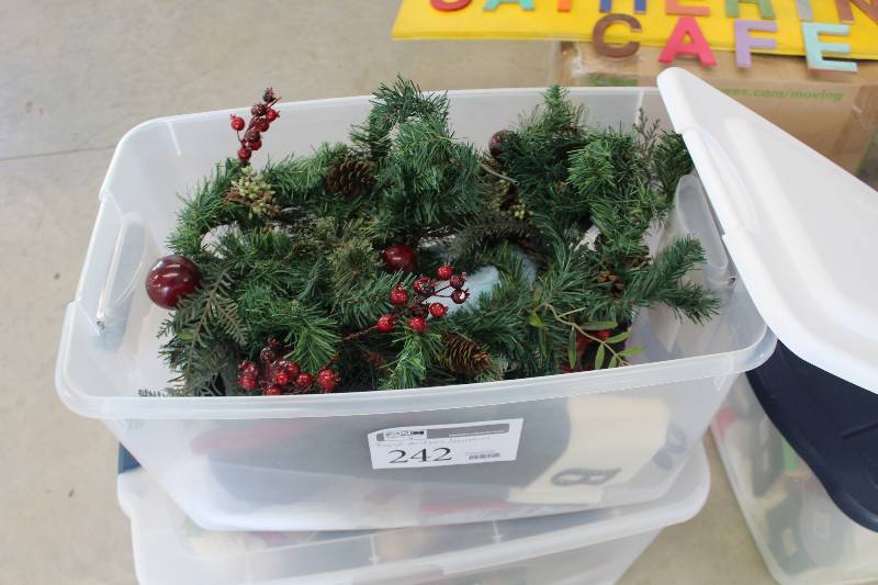 lot 242 image: Box Lot of Christmas Decorations
