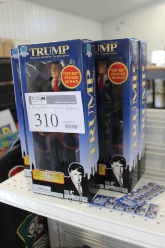lot 310 image: Lot of (5) Trump Action Figures w Batteries