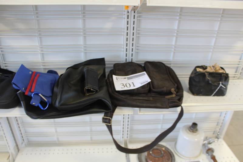 lot 301 image: Bags, Seat Cover
