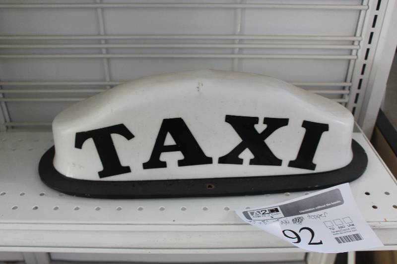 lot 392 image: TAXI Cab Topper