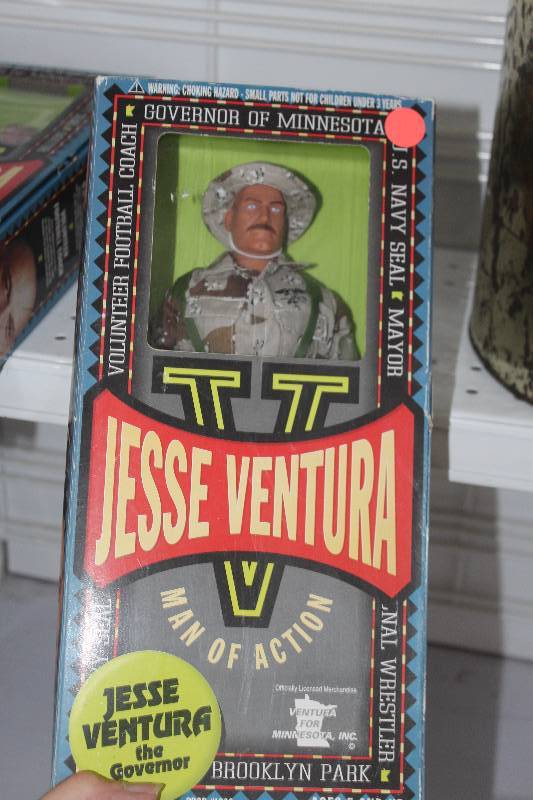 lot 390 image: Jesse Ventura U.S. Navy Seal Footbacl Coach Action Figure