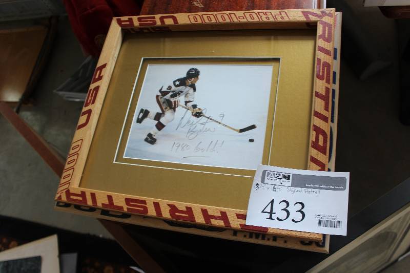 lot 433 image: 1980 Minnesota North Star #9 Signed Hockey Stick Frame Print