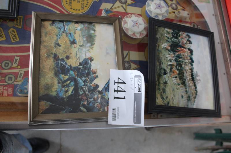 lot 441 image: Lot of (2) Framed Wall Art