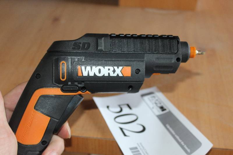 lot 502 image: Workx 4V Cordless Drill Driver w Bits