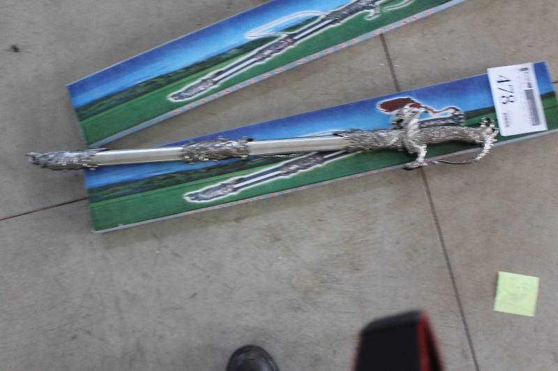 lot 478 image: 36in. Stainless Steel Dragin Saber
