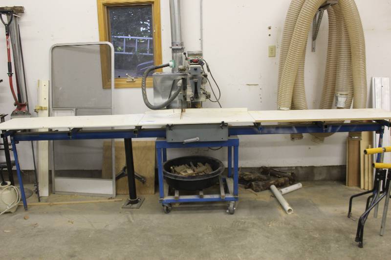 lot 7 image: Delta Radial Arm Saw
