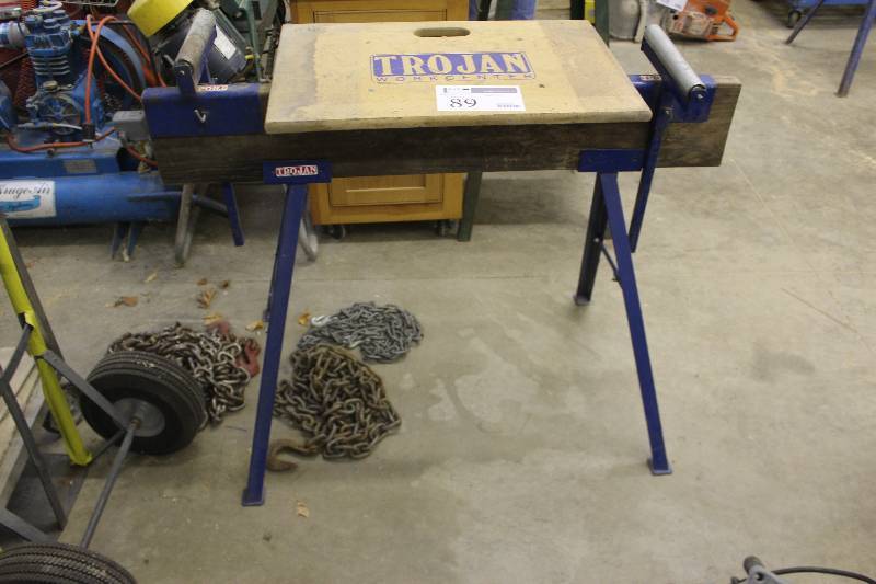 lot 89 image: Trojan Workcenter Adjustable Workstand w Roller