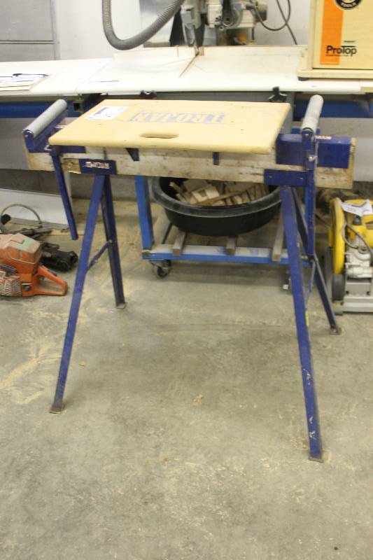 lot 90 image: Trojan Workcenter Adjustable Workstand w Roller