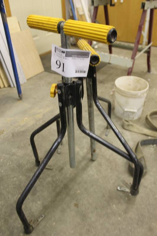 lot 91 image: Lot of (2) Adjustable Rollers