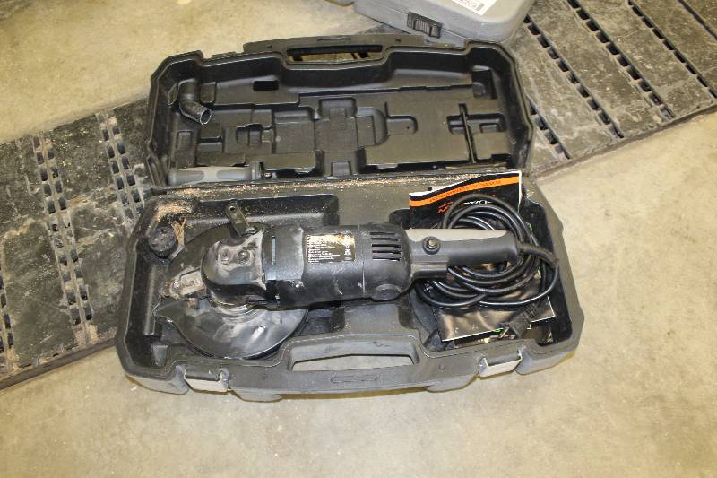lot 59 image: DualSaw Destroyer CS 650 Saw w Case, Instructions