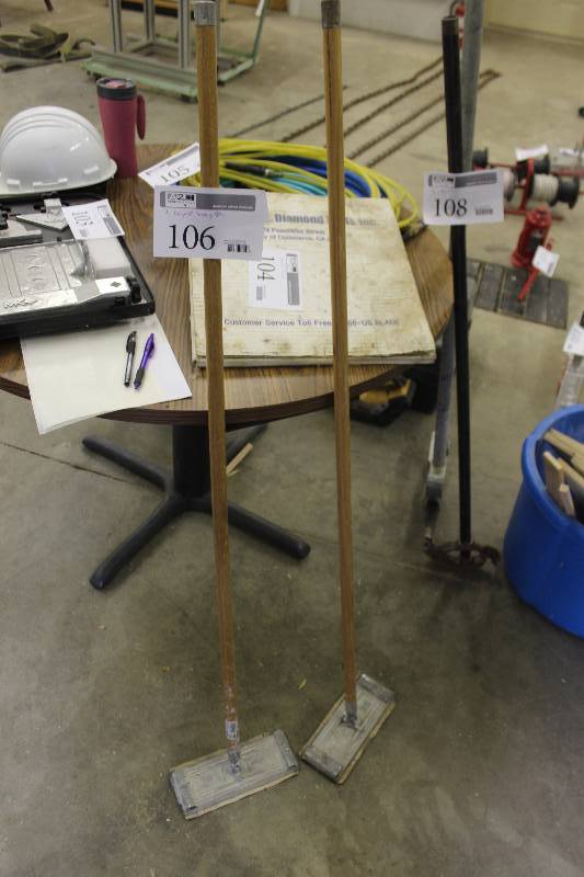 lot 106 image: Lot of (2) Drywall Sanding Poles