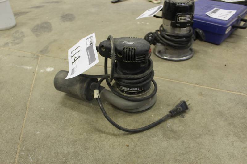 lot 114 image: Porter-Cable 5in. Random Orbit Sander
