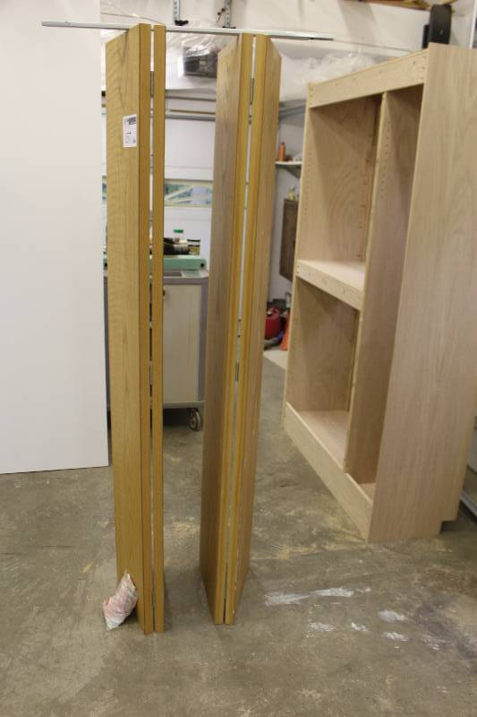 lot 157 image: Lot of (2) Bi-fold Interior Closet Doors