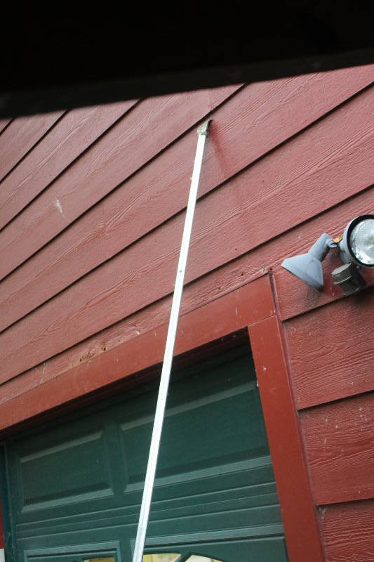 lot 31 image: 10 Foot Adjustable Wall Braces