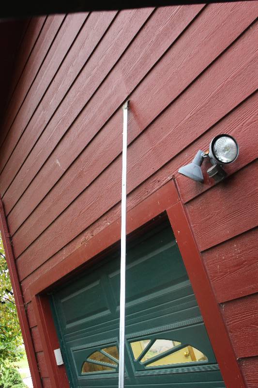 lot 33 image: 10 Foot Adjustable Wall Braces