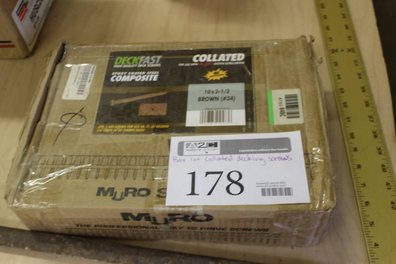 lot 178 image: Box Lot of Collated Decking Screws