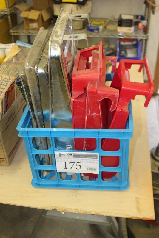 lot 175 image: Box Lot of Painting Supplies Includes Paint Pans, Liners, Roller Handles
