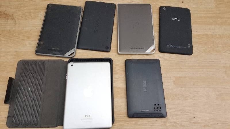 lot 2 image: Miscellaneous Electronics