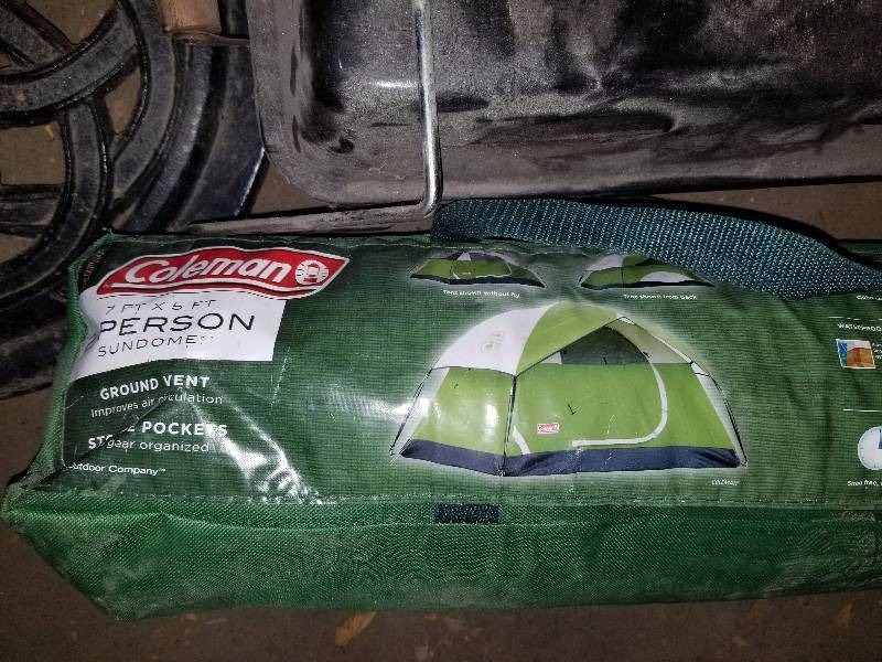 lot 40 image: Outdoor Items - Grill, Tent, Umbrella holder