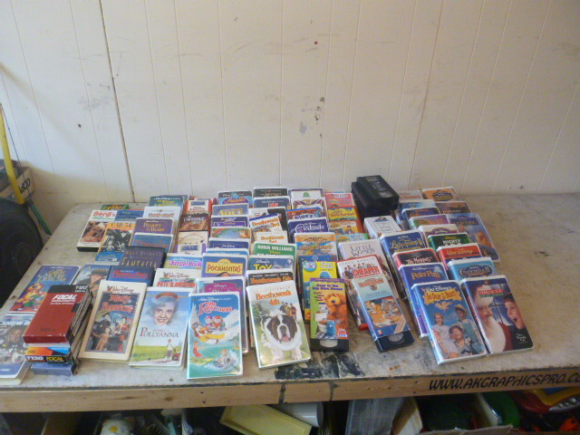 lot 30 image: Miscellaneous VHS Childrens Movies