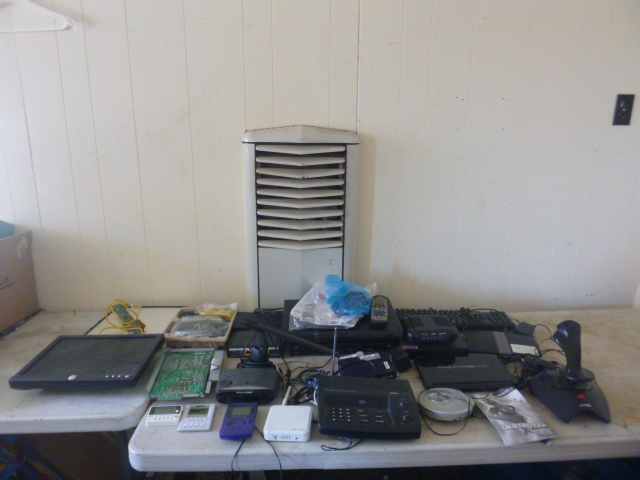 lot 66 image: Miscellaneous Electronics