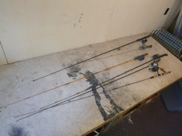 lot 99 image: Miscellaneous Rods and Reels