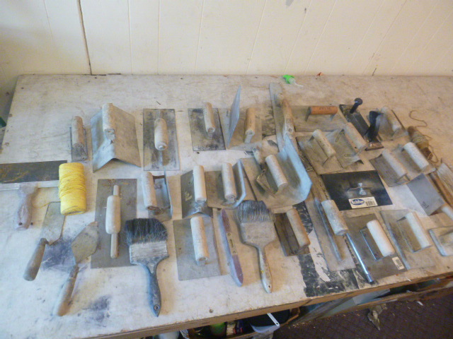 lot 104 image: Miscellaneous Cement Tools
