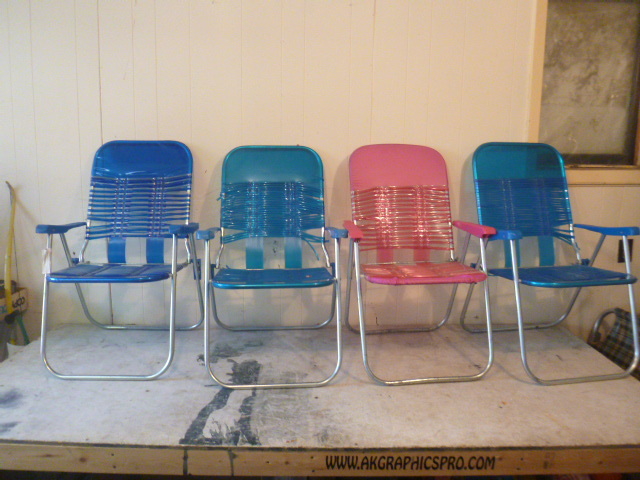 lot 105 image: 4 Lawn Chairs