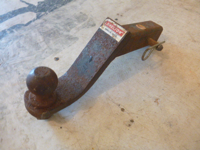 lot 114 image: Shelton 2 Hitch