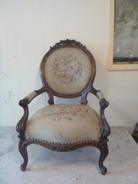 lot 118 image: Vintage Chair