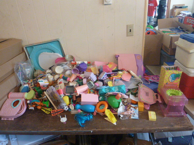 lot 134 image: Miscellaneous Toys