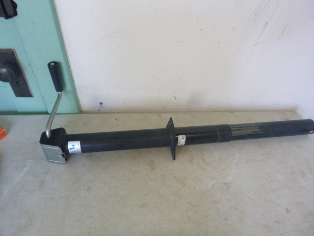 lot 146 image: BAL Trailer Jack