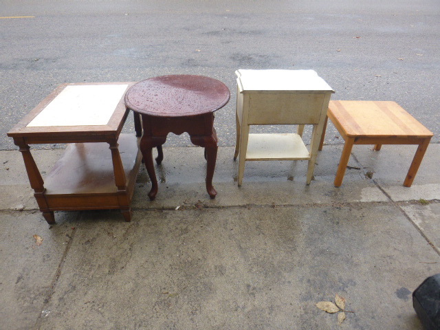 lot 167 image: 4 End Tables
