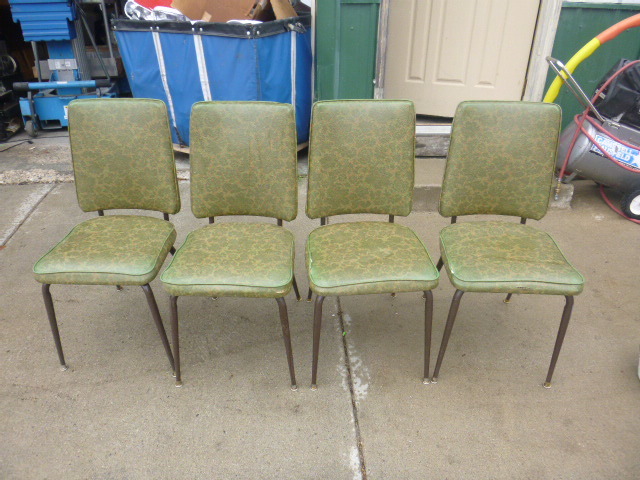 lot 169 image: 4 Chairs