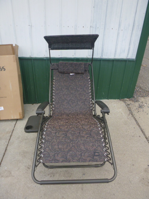 lot 178 image: Bliss Gravity Free Recliner