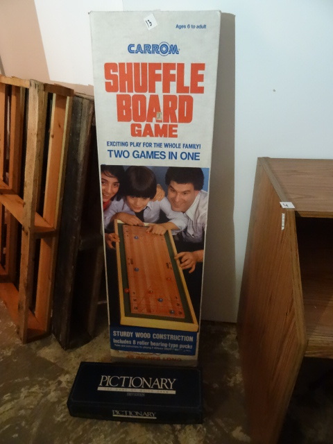 Shuffle board game. Pictionary...