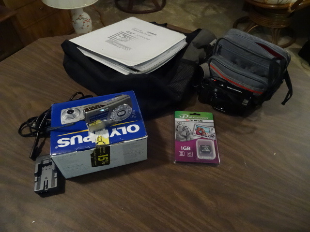 Olympus digital camera Stylus 810. ...