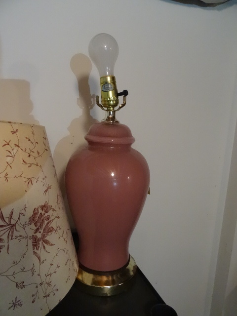 Ceramic lamp with 2 shades...